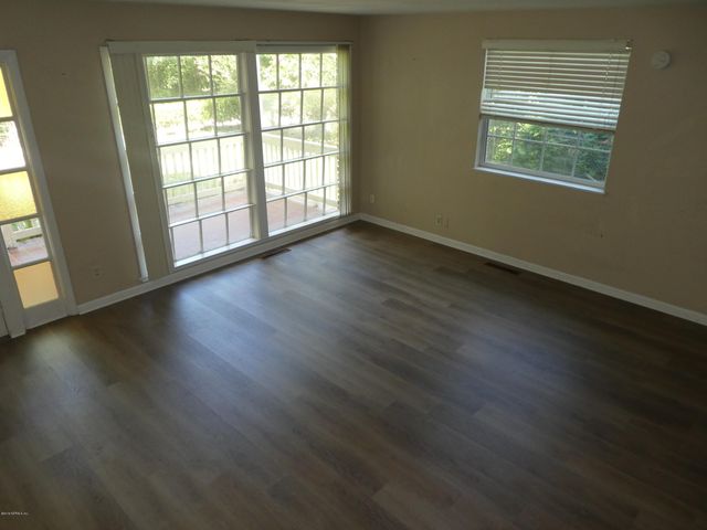 1687 GLENDALE Road, Jacksonville, FL 32216