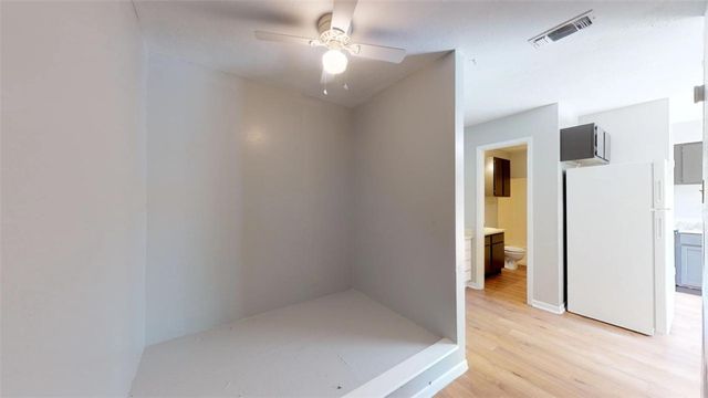 725 Peppertree Drive 1, Bryan, TX 77801