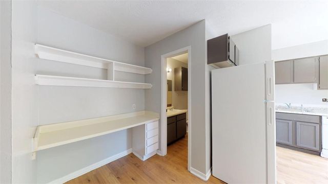 725 Peppertree Drive 1, Bryan, TX 77801