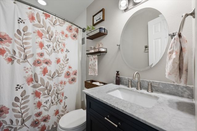 516 E Ross Street, Waxahachie, TX 75165