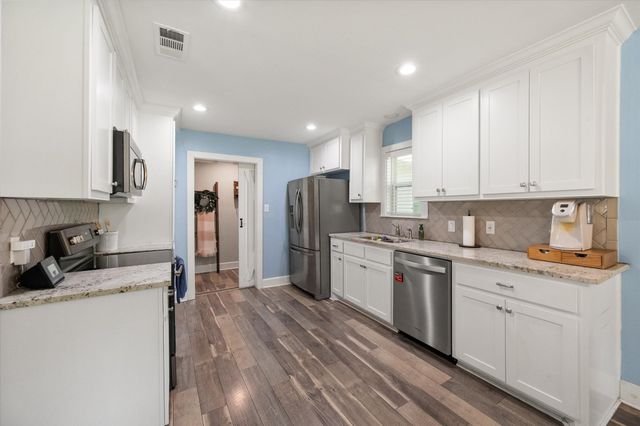 516 E Ross Street, Waxahachie, TX 75165