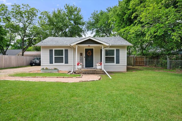 516 E Ross Street, Waxahachie, TX 75165