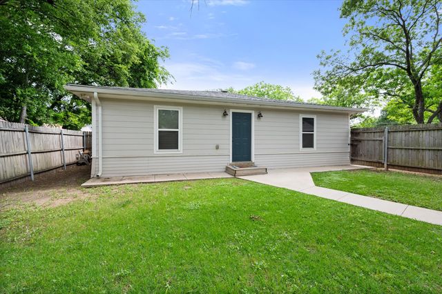 516 E Ross Street, Waxahachie, TX 75165