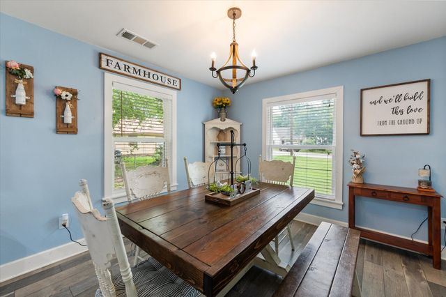 516 E Ross Street, Waxahachie, TX 75165