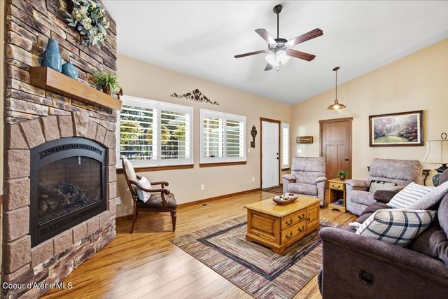 31288 N Sienna Loop, Athol, ID 83801