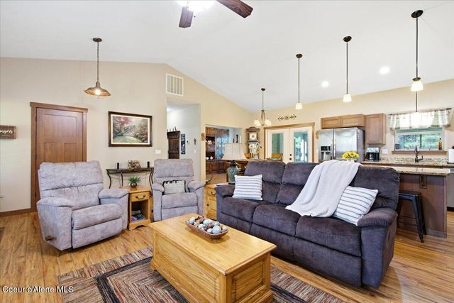 31288 N Sienna Loop, Athol, ID 83801