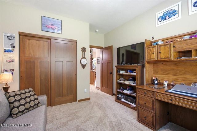 31288 N Sienna Loop, Athol, ID 83801