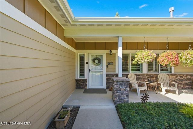 31288 N Sienna Loop, Athol, ID 83801
