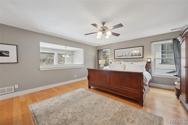 6916 Amherst Avenue, University City, MO 63130