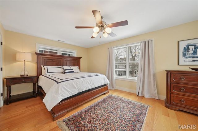 6916 Amherst Avenue, University City, MO 63130