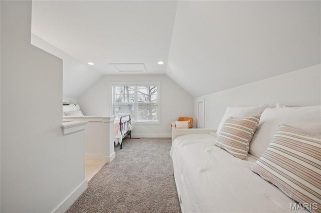 6916 Amherst Avenue, University City, MO 63130