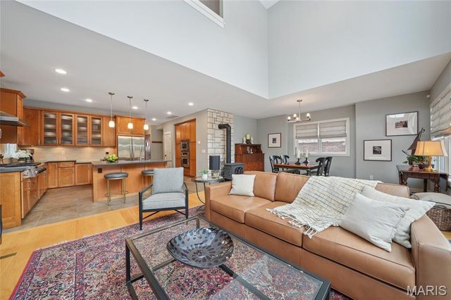 6916 Amherst Avenue, University City, MO 63130