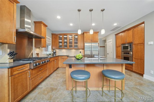 6916 Amherst Avenue, University City, MO 63130