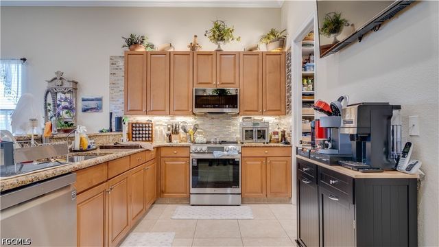 15029 Great Laurel CT, Alva, FL 33920