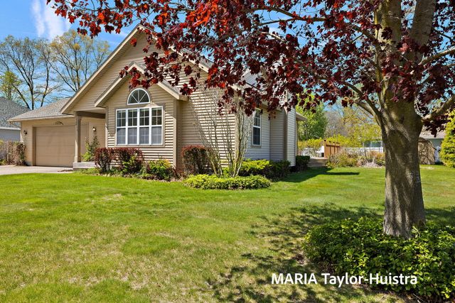 3689 Whispering Woods Drive, Muskegon, MI 49444