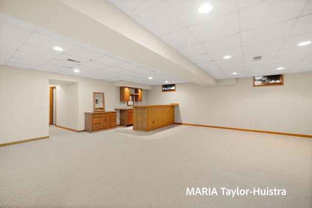 3689 Whispering Woods Drive, Muskegon, MI 49444