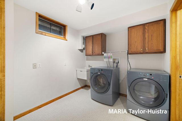 3689 Whispering Woods Drive, Muskegon, MI 49444