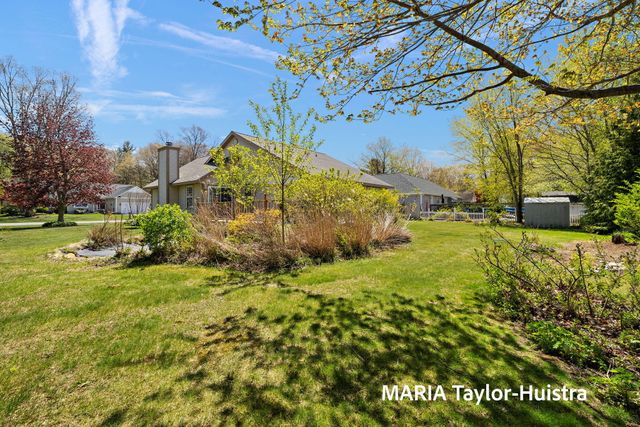 3689 Whispering Woods Drive, Muskegon, MI 49444