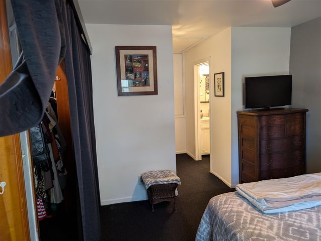 1861 Glen Avenue, Muskegon, MI 49441