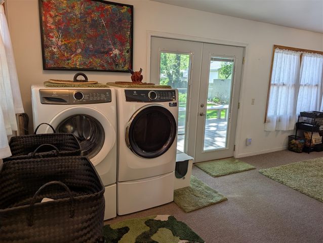 1861 Glen Avenue, Muskegon, MI 49441