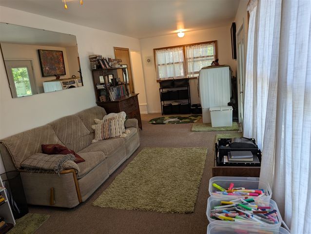 1861 Glen Avenue, Muskegon, MI 49441