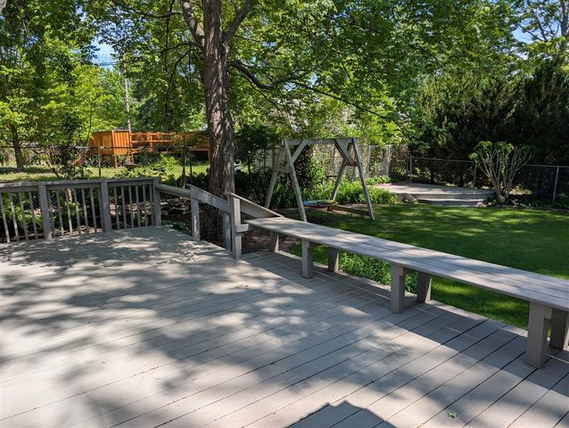1861 Glen Avenue, Muskegon, MI 49441