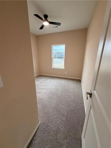 1309 NE White Oaks Lane, Oak Grove, MO 64075