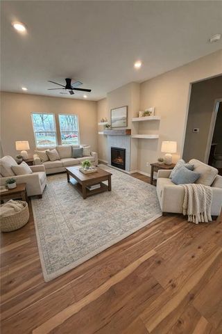 1309 NE White Oaks Lane, Oak Grove, MO 64075