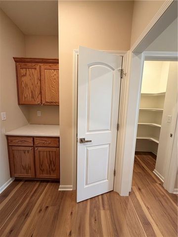 1309 NE White Oaks Lane, Oak Grove, MO 64075