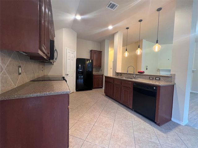 28106 Emma Gardens Lane, Spring, TX 77386