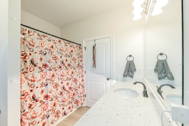 270 Shadow Pointe Road, Thibodaux, LA 70301