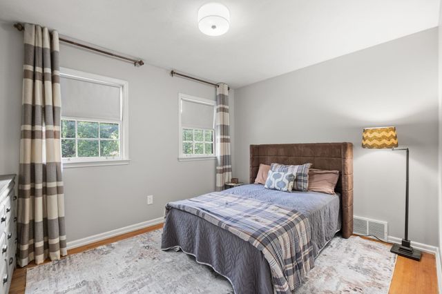 1717 POPLAR ESTATES PKY, Germantown, TN 38138