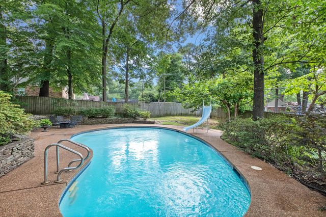 1717 POPLAR ESTATES PKY, Germantown, TN 38138