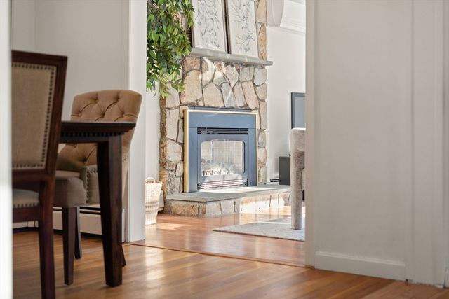 16 Sunnyside Ave, Wellesley, MA 02482