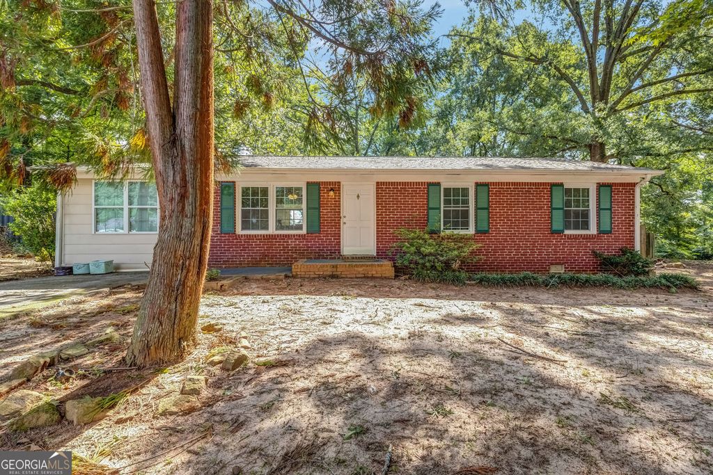 135 Highland Drive, Stockbridge, GA 30281