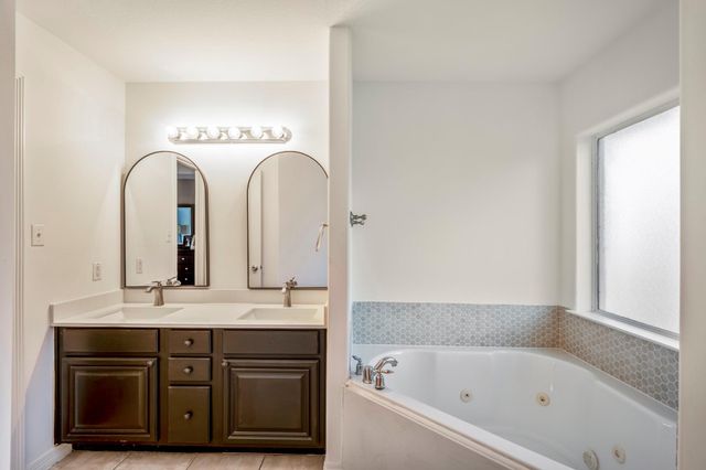 12944 Point Aquarius Boulevard, Willis, TX 77318