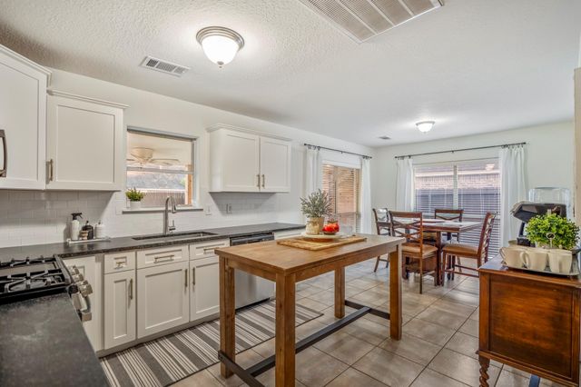 12944 Point Aquarius Boulevard, Willis, TX 77318