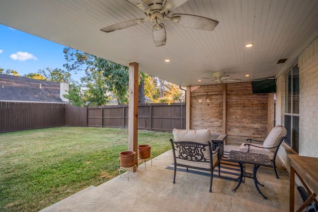 12944 Point Aquarius Boulevard, Willis, TX 77318