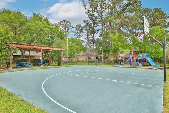 12944 Point Aquarius Boulevard, Willis, TX 77318