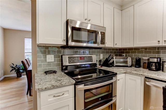 1872 Olde Haley Drive, Centerville, OH 45458