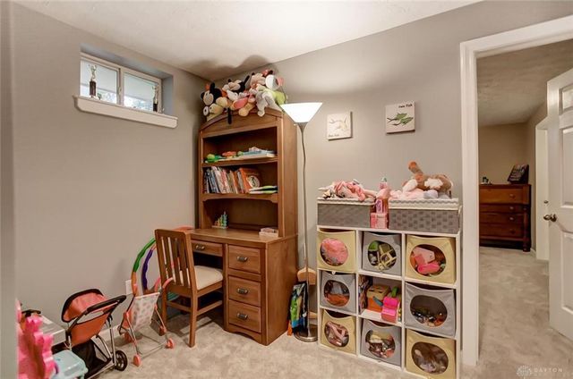 1872 Olde Haley Drive, Centerville, OH 45458