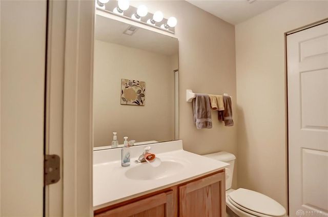 1872 Olde Haley Drive, Centerville, OH 45458