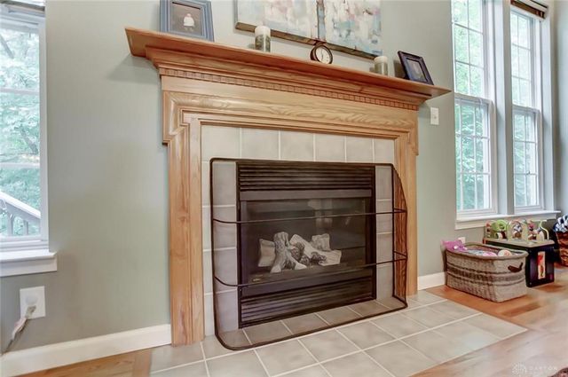 1872 Olde Haley Drive, Centerville, OH 45458