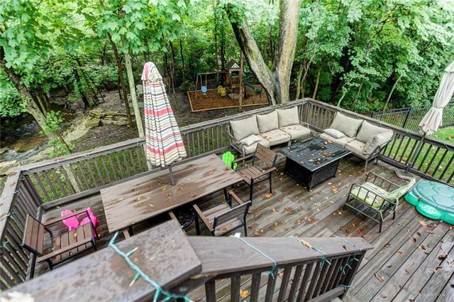 1872 Olde Haley Drive, Centerville, OH 45458