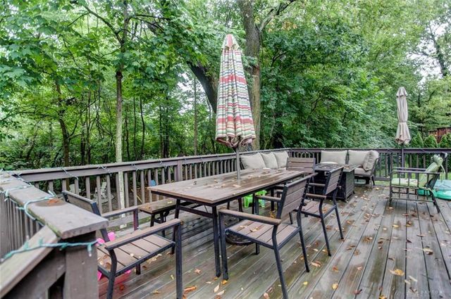 1872 Olde Haley Drive, Centerville, OH 45458