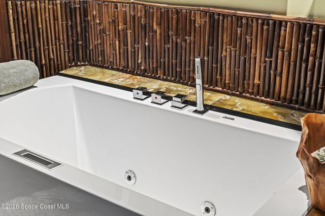 601 Monroe Avenue, Cape Canaveral, FL 32920