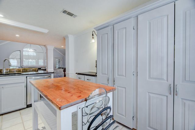 3970 Inverness Drive, Beaumont, TX 77707