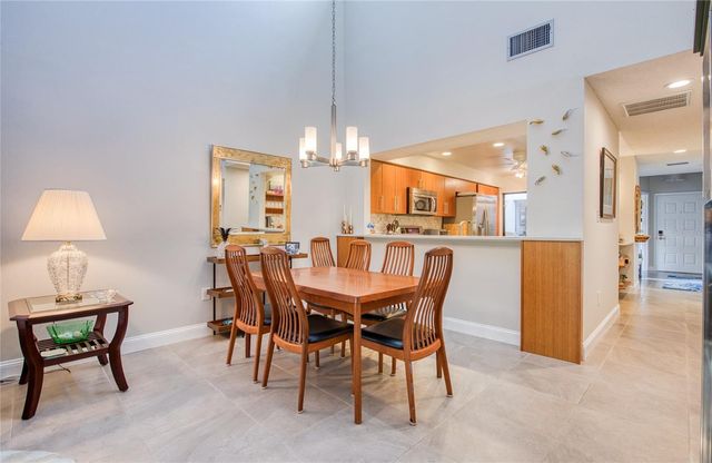 1304 PASADENA AVENUE S 3, South Pasadena, FL 33707