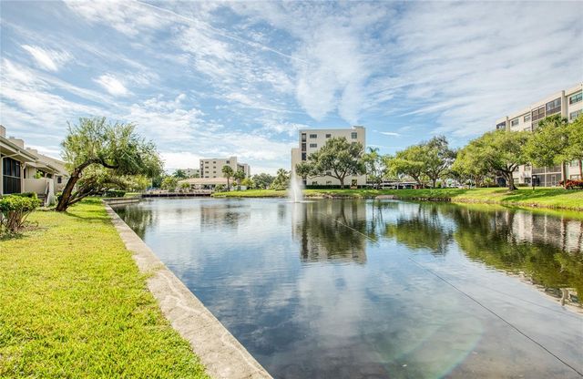 1304 PASADENA AVENUE S 3, South Pasadena, FL 33707