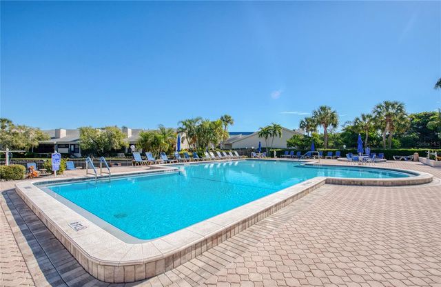 1304 PASADENA AVENUE S 3, South Pasadena, FL 33707